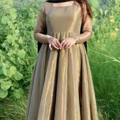 Elegant silk Maxi Dress – Full Flare Light & Graceful Outfit