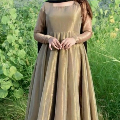 Elegant silk Maxi Dress – Full Flare Light & Graceful Outfit