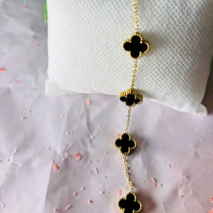 Elegant Black Bracelet – Minimal & Stylish Everyday Accessory