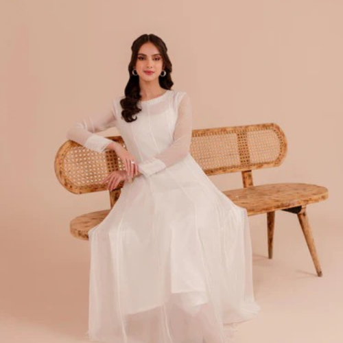 Elegant White Long Chiffon Maxi – Graceful & Timeless Look
